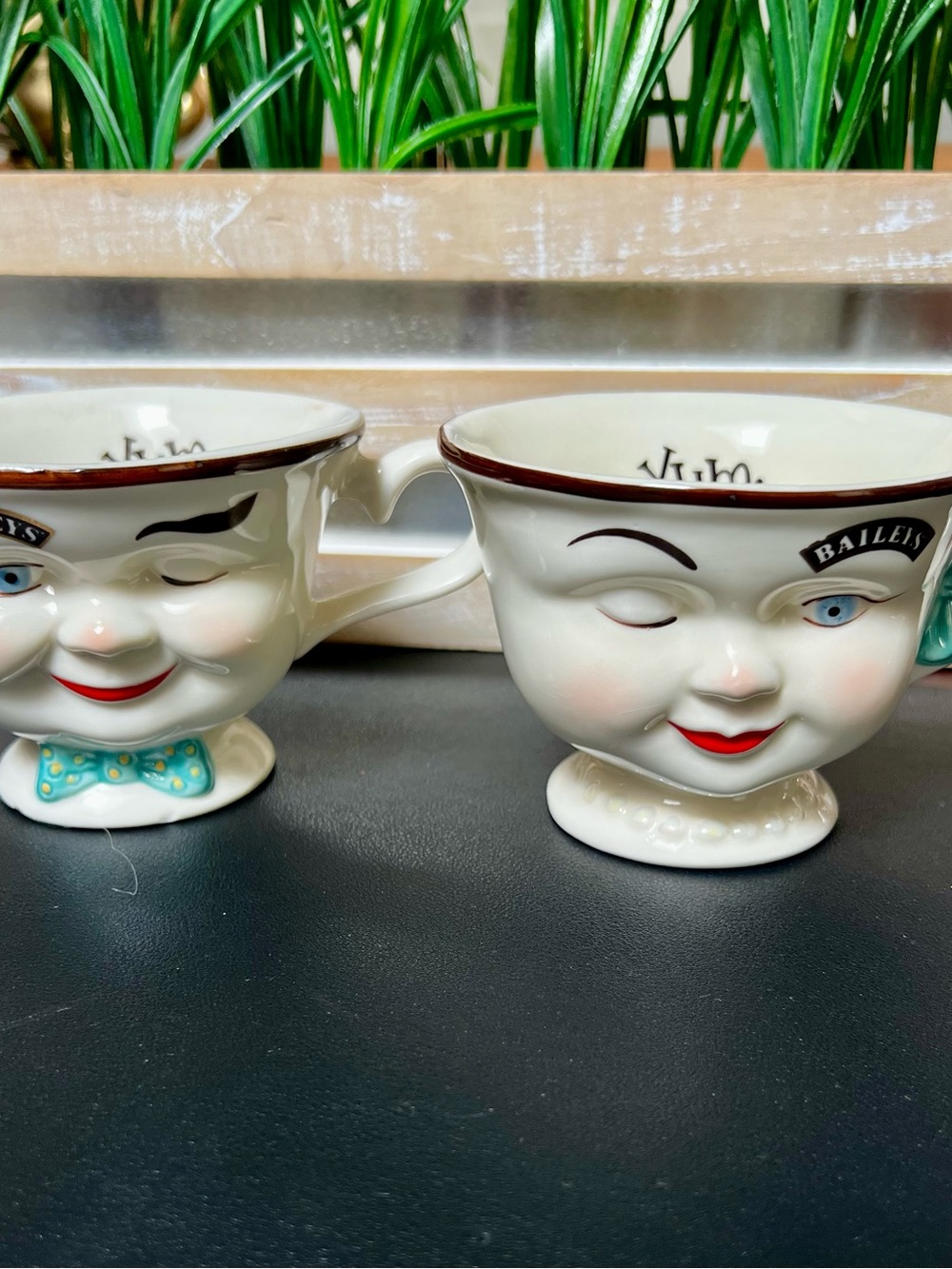 BAILEYS 1996 Vintage Winking Mugs Pair His & Hers Yum Cups